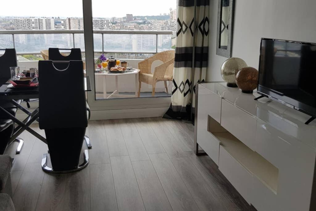 דירות Beau Studio Renove 30M2 Balcon Vue Paris+Parking מראה חיצוני תמונה