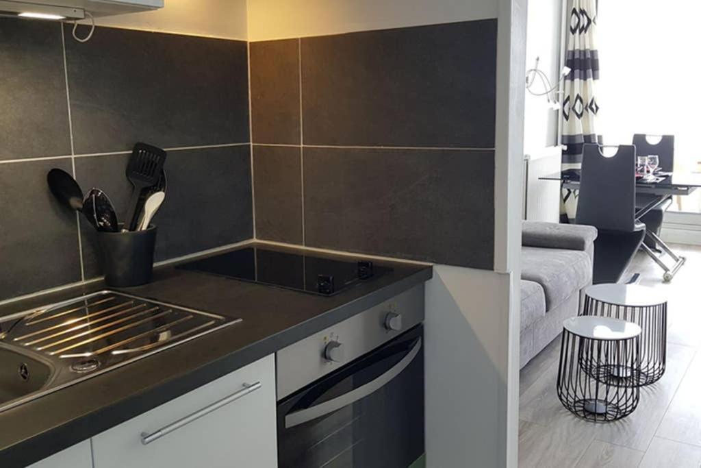 דירות Beau Studio Renove 30M2 Balcon Vue Paris+Parking מראה חיצוני תמונה